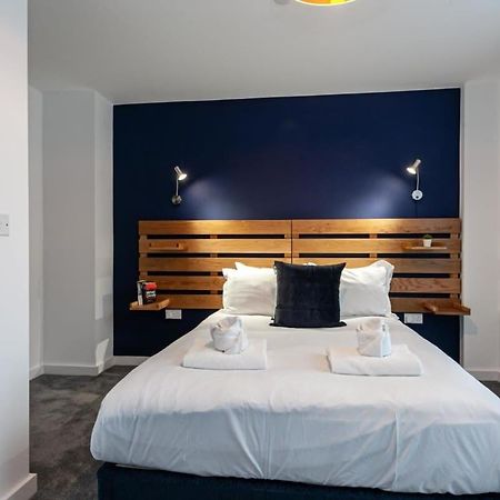 Superb 2 Bed Flat 5Min To Old Trafford Stadium 맨체스터 외부 사진